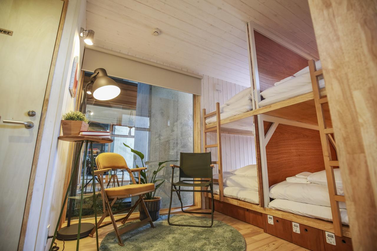 Hostel Tinys Yokohama Hinodecho Zewnętrze zdjęcie
